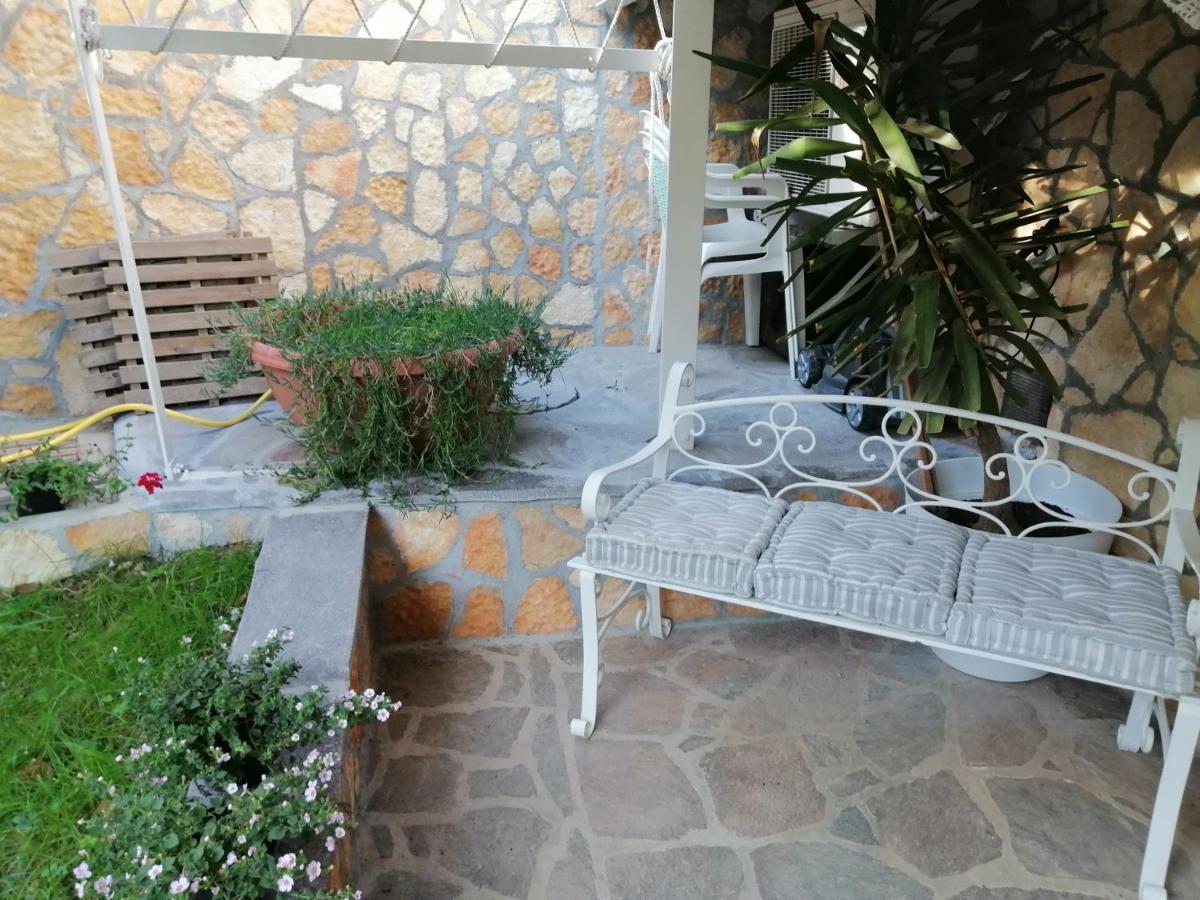 Casa In Collina "La Farfalla" Riparbella Ngoại thất bức ảnh