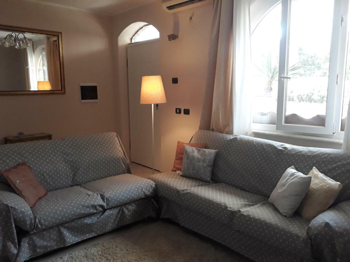 Casa In Collina "La Farfalla" Riparbella Ngoại thất bức ảnh