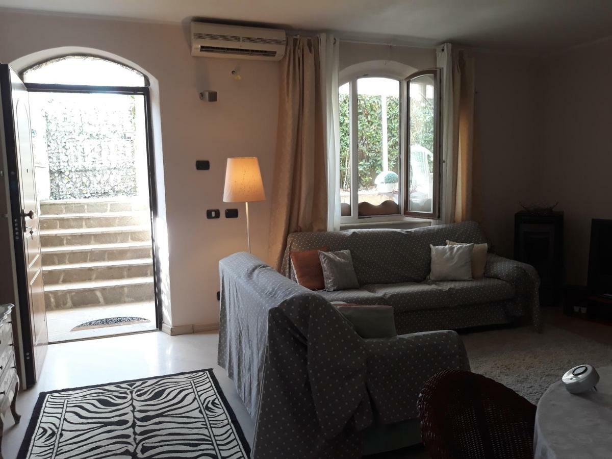 Casa In Collina "La Farfalla" Riparbella Ngoại thất bức ảnh